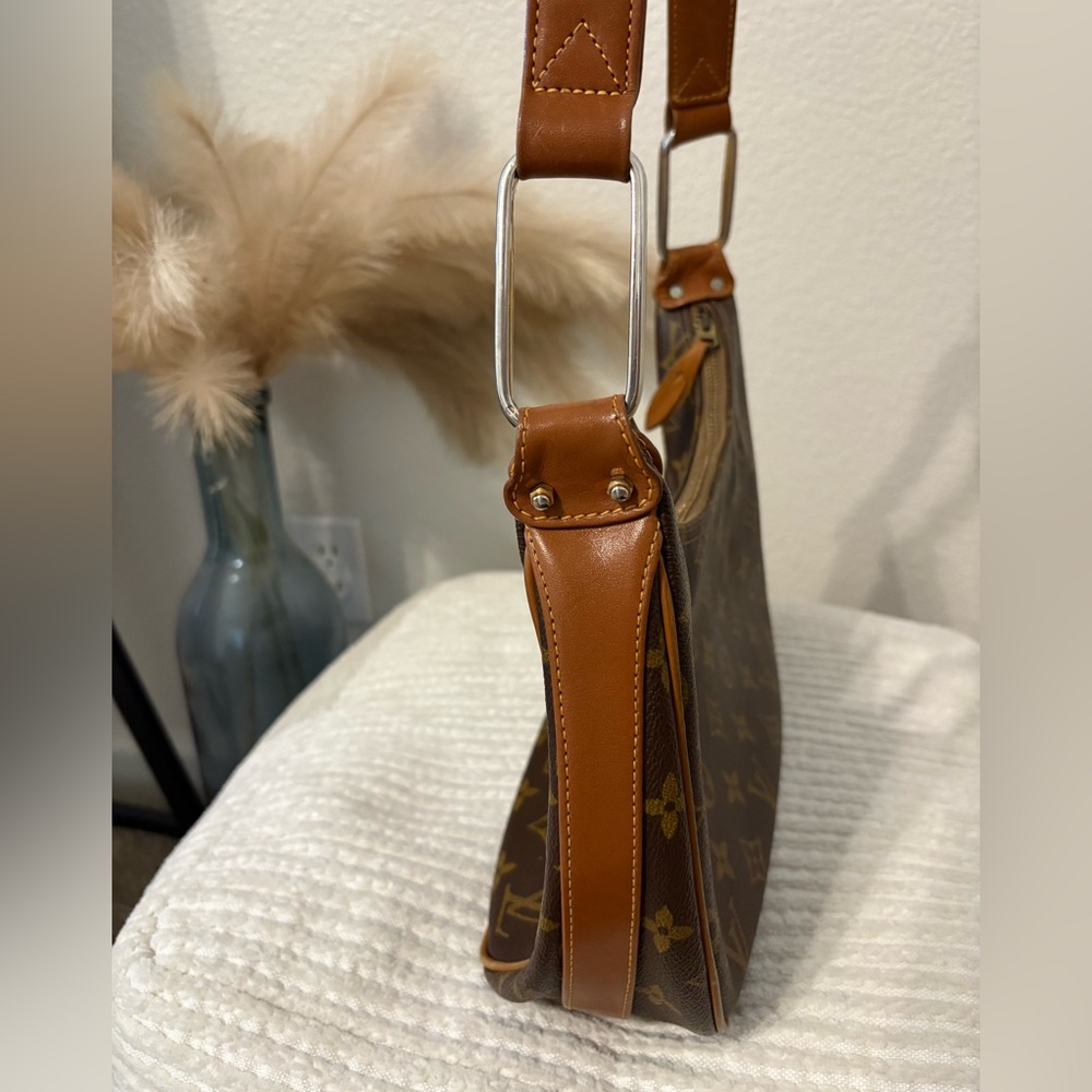 Louis Vuitton Vintage Brown Monogram Shoulder Bag - Picture 4 of 10